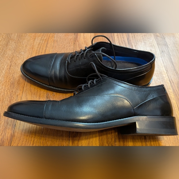 Men's Johnston & Murphy Classic Black Oxfords Size 8.5 - Picture 2 of 4